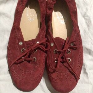 Tod’s Suede Driving Loafers Women’s size 39 1/2 US size 9 Dark Red